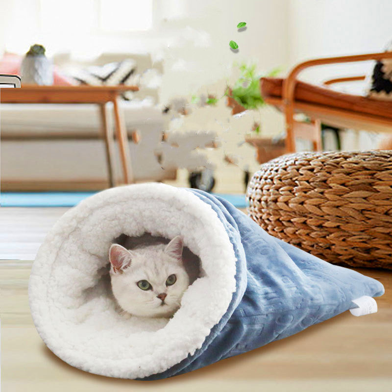 FURRY  TEDDY SLEEPING BAG FOR CATS 