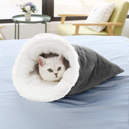 FURRY  TEDDY SLEEPING BAG FOR CATS 