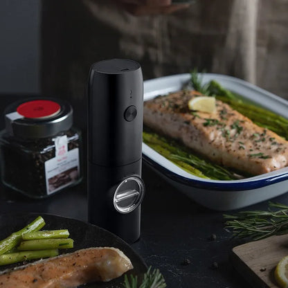 USB/LED AUTOMATIC SALT AND PEPPER GRINDER